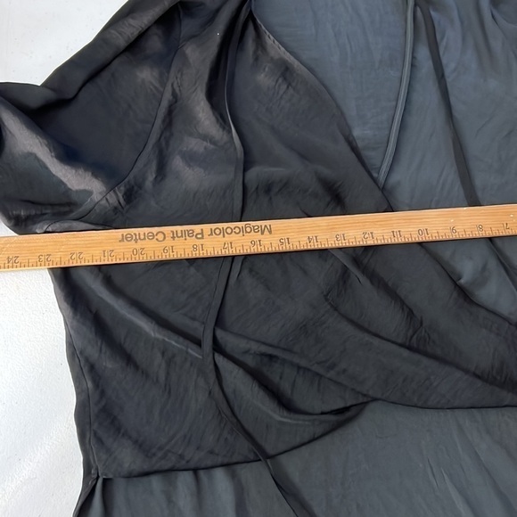 Silence + Noise black satin wrap high low long sleeve top loose fit XS - Picture 6 of 8